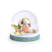 Trois Petits Lapins Snow Globe